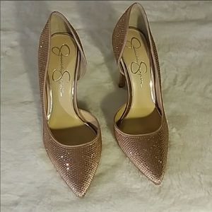 Jessica Simpson pumps